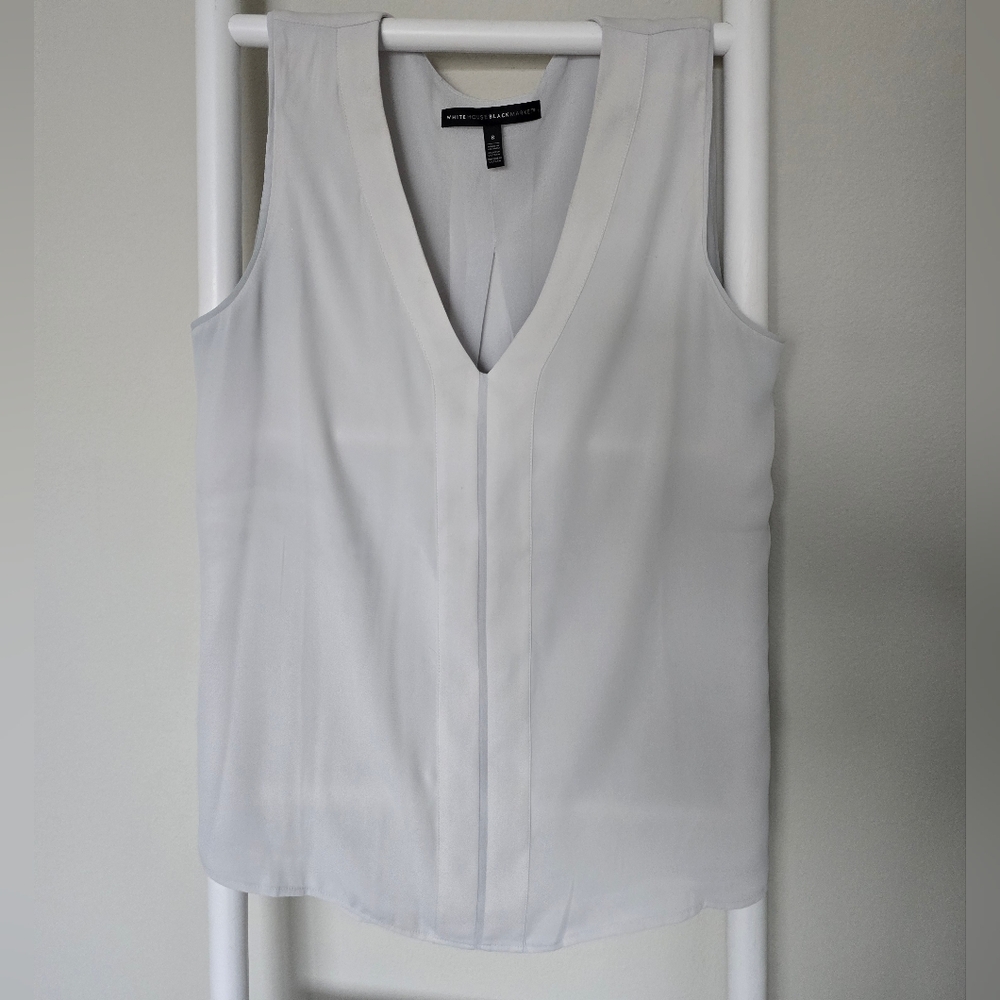 White House Black Market Light Gray Sleeveless Blouse - Picture 4 of 7